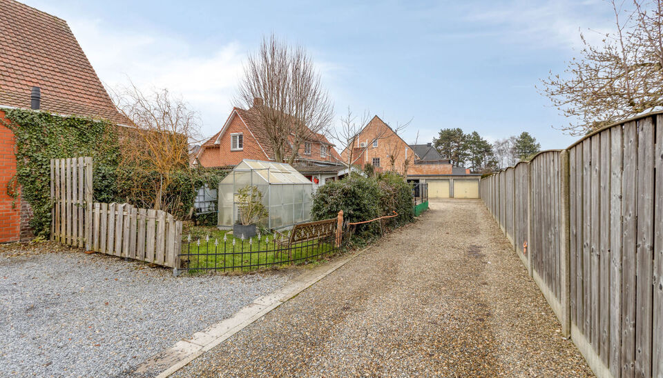 Appartementsgebouw te koop in Bree