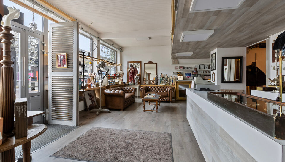 Gebouw voor gemengd gebruik te koop in Genk