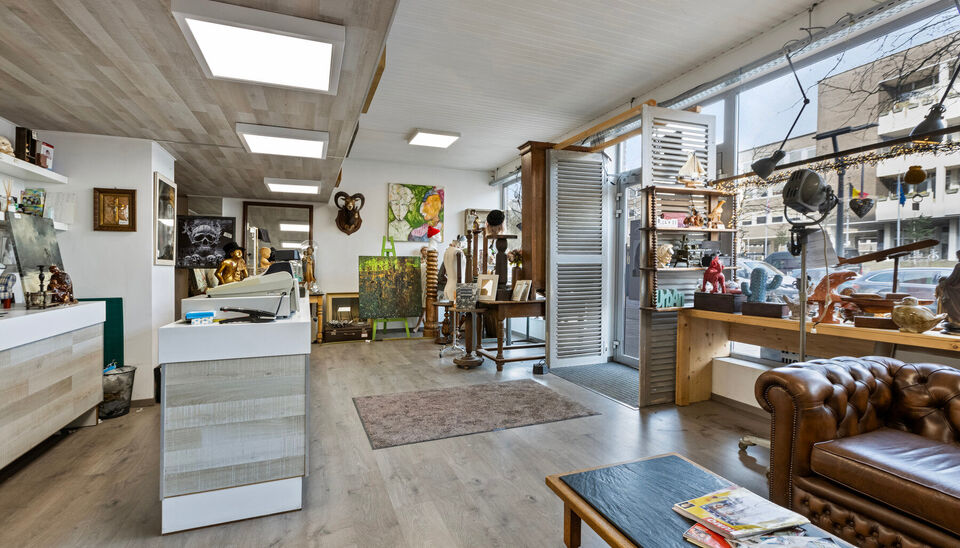 Gebouw voor gemengd gebruik te koop in Genk