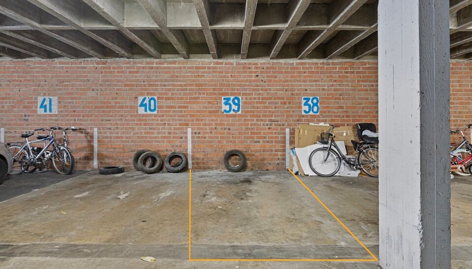 Gebouw voor gemengd gebruik te koop in Genk