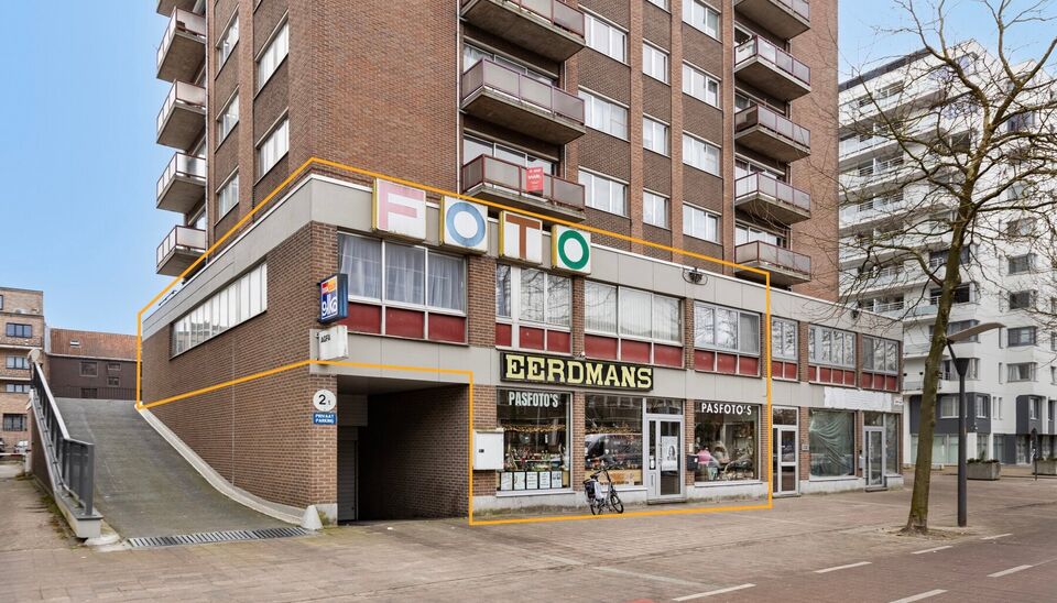 Gebouw voor gemengd gebruik te koop in Genk